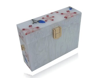 Vintage 50‘s White Pearl With Flowers Acrylic Box Clutch