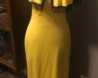 70's yellow form fitting dress