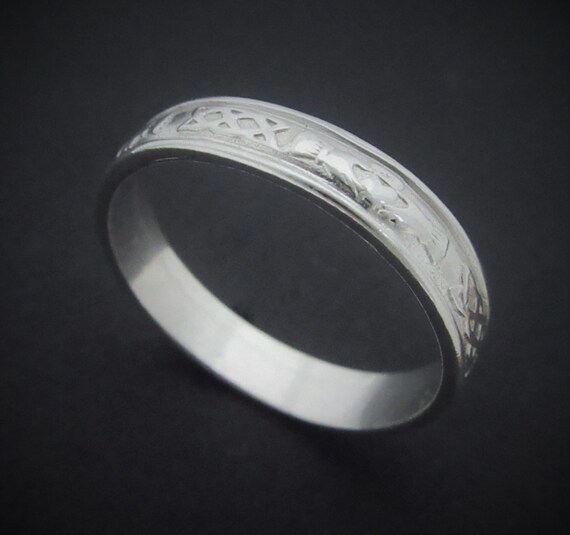 Sterling Silver Claddagh ring - Claddagh Ring - Claddagh Corrib Ring - Ladies Claddagh knot ring - Irish Jewelry