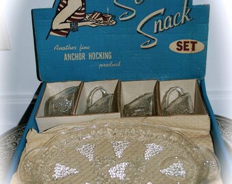 Vintage Anchor Hocking ServaSnack Glass Serving Set