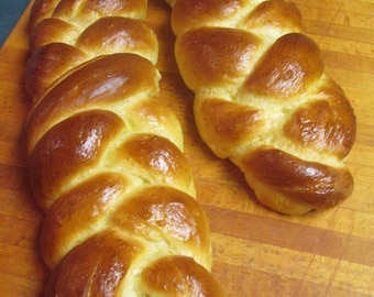 CHALLAH BREAD/ A Sweet Tasting Traditional Bread
