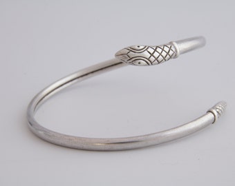 Antique sterling silver snake bypass bracelet cuff / Serpent bracelet / protection amulet / silver snake jewelry /snake bangle bracelet