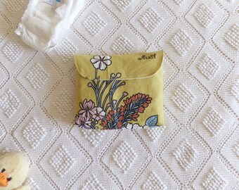 Changing Pad and Diaper bag happy flowers
