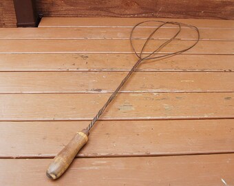 Wire Rug Beater, Vintage Carpet Beater, Antique Housekeeping Tool