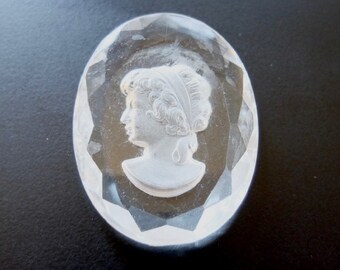 Czech Glass Intaglio Bevelled Edge Cameo
