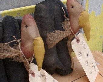 Primitive Halloween Buzzard Tucks