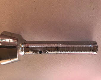 Vintage Eveready Flashlight “Captain” w/ Wide Head 1965