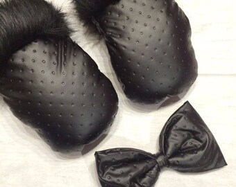 Elegant HANDMUFFS with BOW