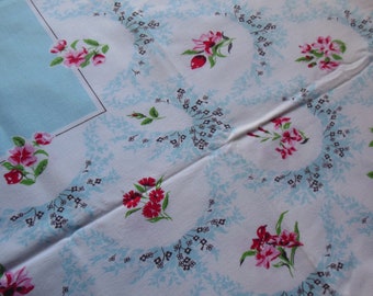 Floral Lacey Frames Print Tablecloth Light Blue Center