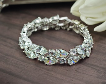 Crystal bridal bracelet Bridal cuff bracelet Cubic zirconia bracelet Bridal jewelry Wedding bracelet Cz jewelry Silver bracelet Crystal cuff