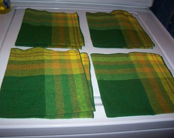 Cloth napkins -green/yellow plaid -14" square-Set of 4