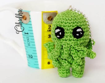 Cthulhu keychain amigurumi crochet doll