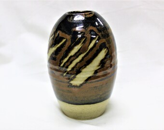 Beautiful Hand Thrown Sandstone Earthenware Brown Glazed 6 1/2 Inch Pottery Vase Accent Piece Home Decor