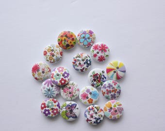 White Flower Buttons - Wood - 10 Count