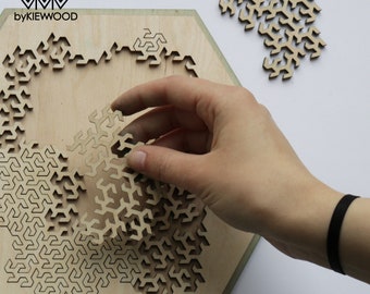 Fractal puzzle, jigsaw, game, lasercut, plywood