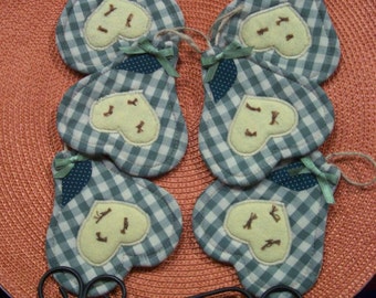 Primitive COUNTRY PEARS Fabric Coasters Mug Mats Ornies