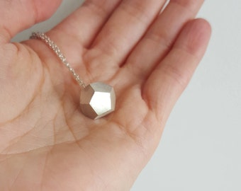 925 Sterling Silver solid Geometric Necklace - Silver Minimalist necklace - Geometric pendant necklace - Dodecahedron necklace