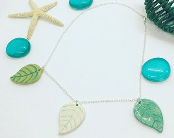 Leaves necklace, ceramic necklace, leaf pendant, ceramic leaf, ceramic pendant, green leaf necklace