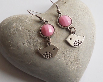 Dangle earrings with birds
