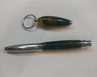 Pen and keychain set