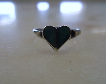 Vintage Native American Turquoise Heart Sterling Silver Ring