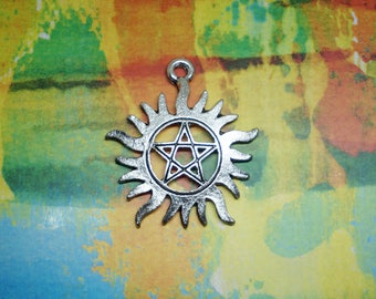 Pentacle Starburst Silver Set of 2