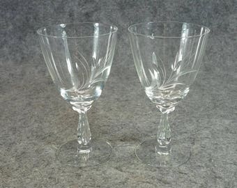 Fostoria Spray Pattern Water Goblet Set Of 2 C. 1960s