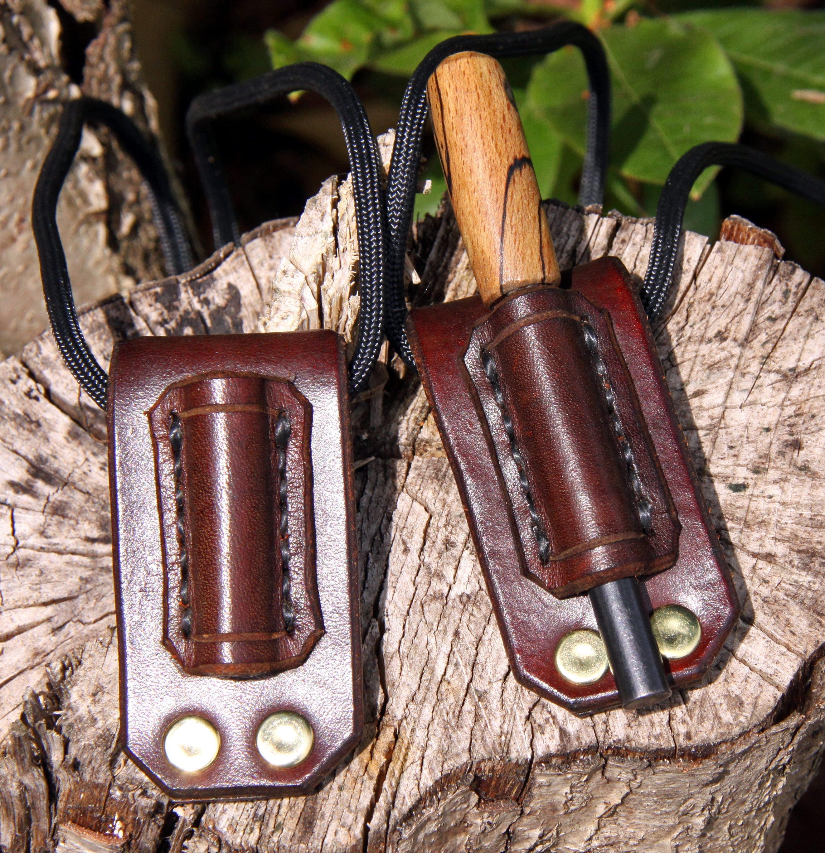 Handmade handstitched leather firesteel / ferro rod holder
