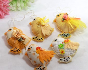 Pick-A-Chick Sunny Yellow Chickadee Quilty Critters (1 per) / OOAK / Folk Art / Ornament / Easter / Springtime / Gift
