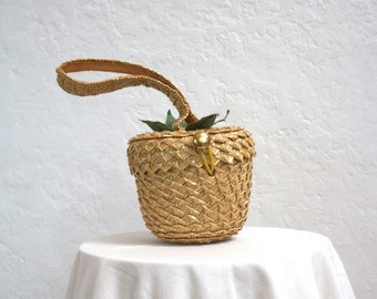 1950's Wicker Apple Purse With Green Leaves / Handbag