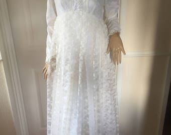 Stunning Authentic Vintage Mod/60's/Retro Wedding Dress Unworn sz 8