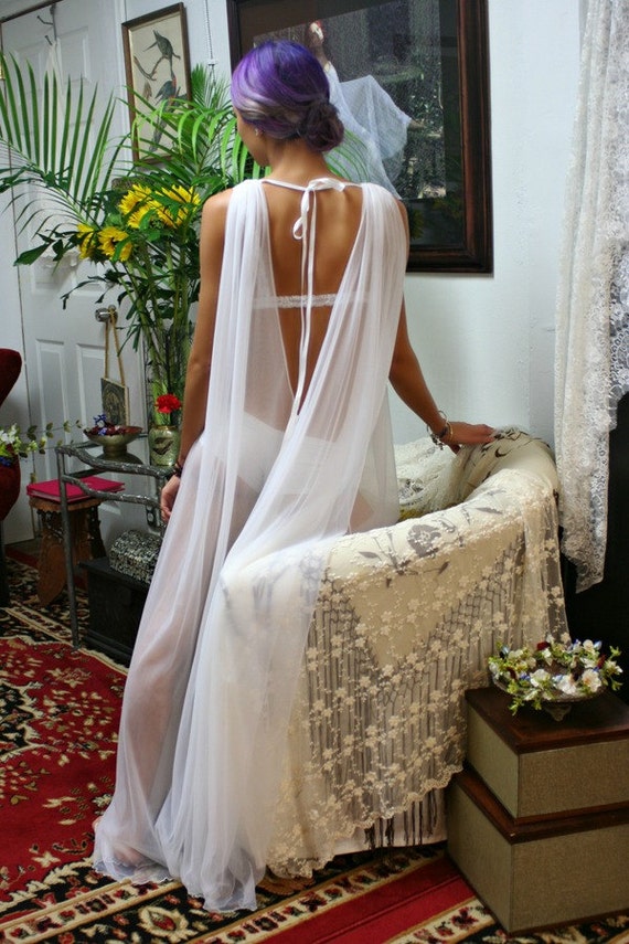 backless robe