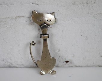 Orb Sterling Silver Cat Brooch Minimal