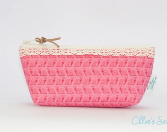 Pink Snails Pencil Case, Snail Pencil Case, Snail Pencil Pouch, Pink Zipper Pouch, Pencil Pouch, Leather Pull, Cotton Lace