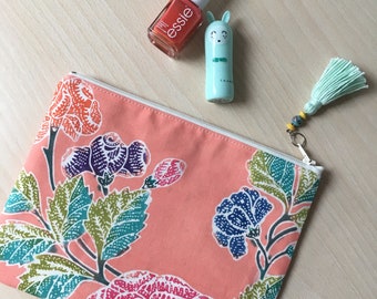 Clutch/handbag/Pouch/Make-Up Kit made from Batik with Flowers pattern