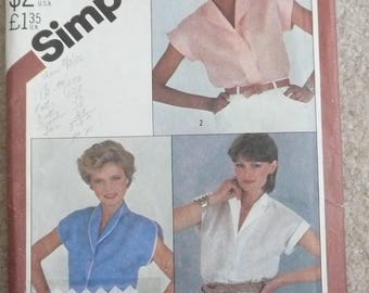 Simplicity 5451 Misses Cap Sleeve Blouse with Shawl Collar and Button Front, Misses Summer Blouse Pattern, Size 12, Cut-Uncut