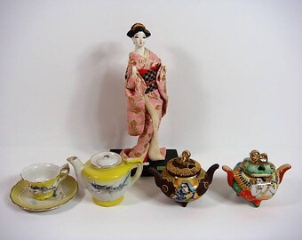 Japanese Lot Geisha Incense Burners Miniature Tea Set