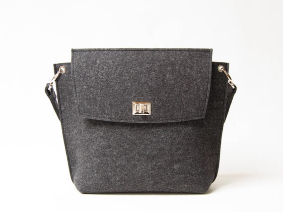Wool Felt FLAP BAG / charcoal tote bag / charcoal bag / black bag / womens bag / felt shoulder bag / elegant bag / made in Italy
