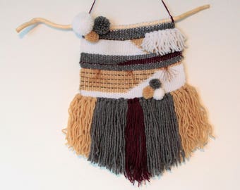 Wall weaving wool tassels and fringes