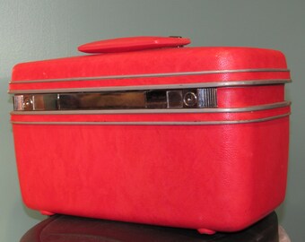 Vintage Red Samsonite train case overnight bag red