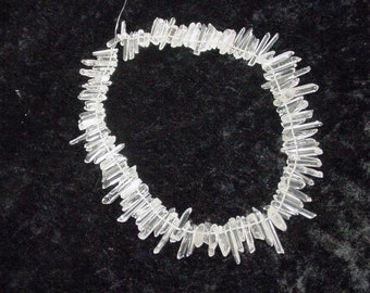 Full Strand Polished tiny Quartz Crystal Points Matchstick Sticks Teeth Top Drilled Supply Beading Wire Wrapping 112 pcs 17T2 E