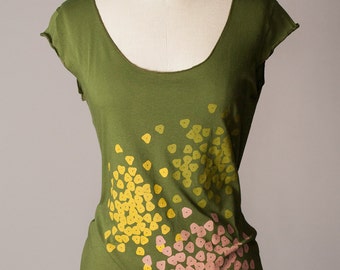 womens shirt, gardening tshirt, gifts for gardeners, farmers market, flower farm