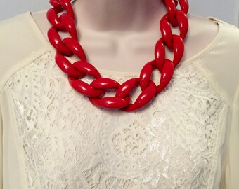 Fiesta Red Chunky Chain Lucite Link Housewife Resin Statement Necklace