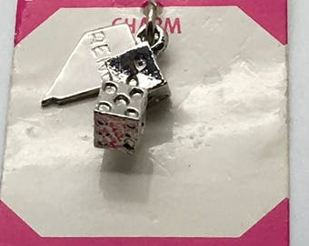 Sterling Silver Charm Reno Dice Good Luck Gambling Wedding Destination Green Stone Souvenir Tourist Attraction Travel Memorabilia