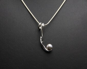 Sterling silver freshwater pearl pendant, handmade silver pendant, natural pearl jewellery, single pearl necklace, genuine pearl jewellery