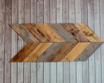 Pallet Arrow Wall Hanging