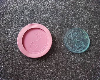 Ying Yang mold/mold with hearts