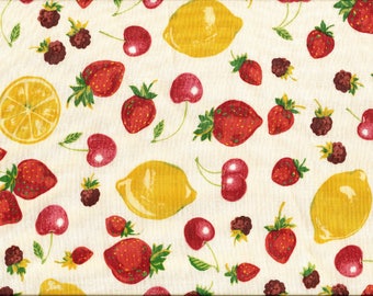 Tissu pour Patchwork et Loisirs créatifs / Cerises, fraises et citrons