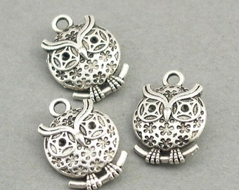 10 Owl Charms, Owl pendant beads, Antique Silver 13X18mm CM0481S