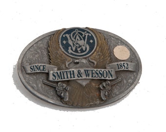 Vintage smith & wesson belt buckle heavy piece trophy